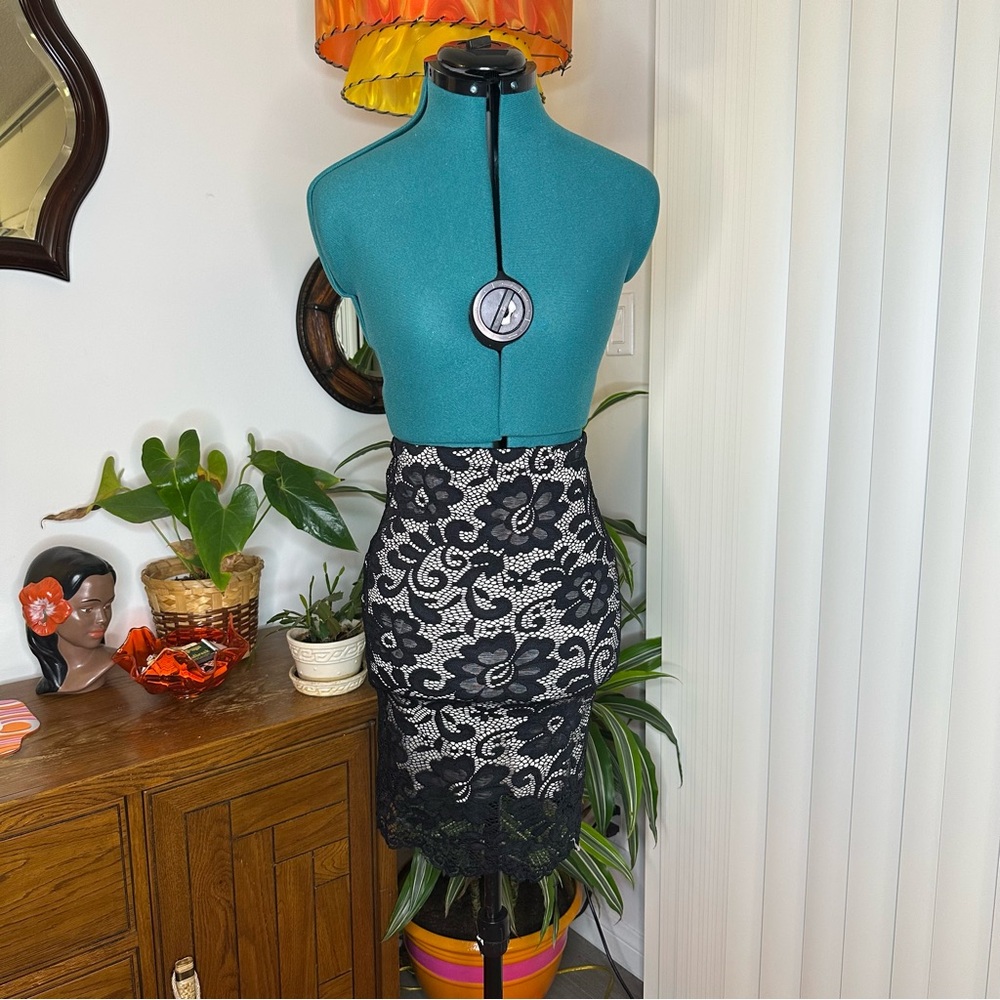 Super stretch Nude with Black lacing Skirt in Size S